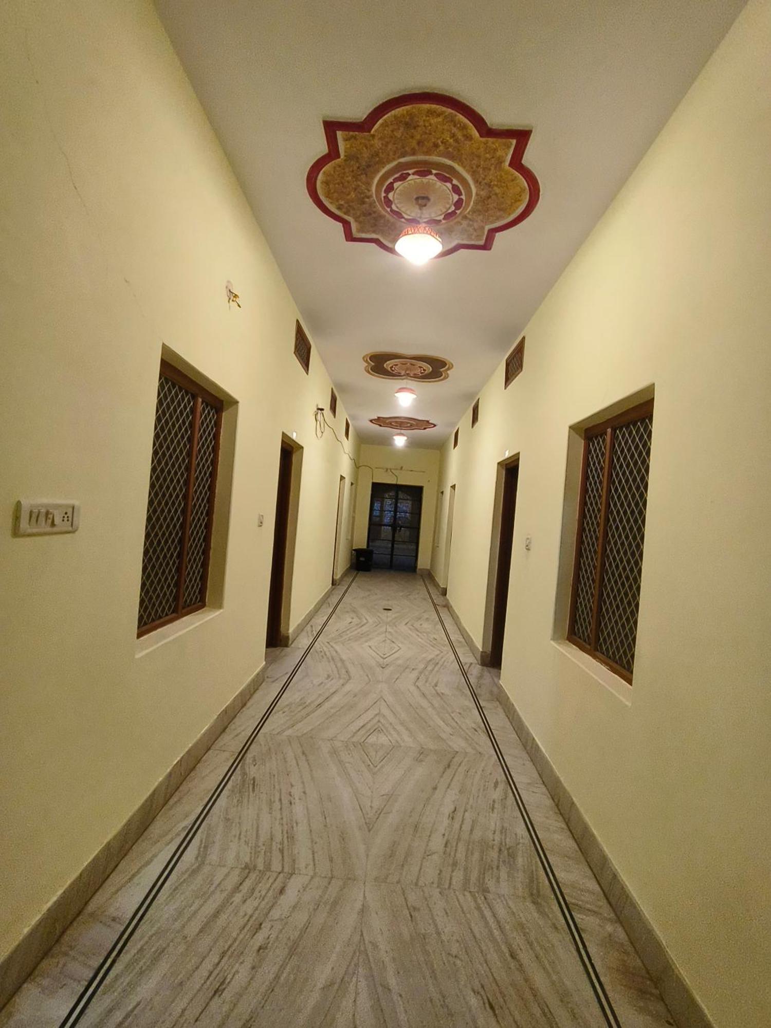 Hotel Navodaya Джайсалмер Экстерьер фото